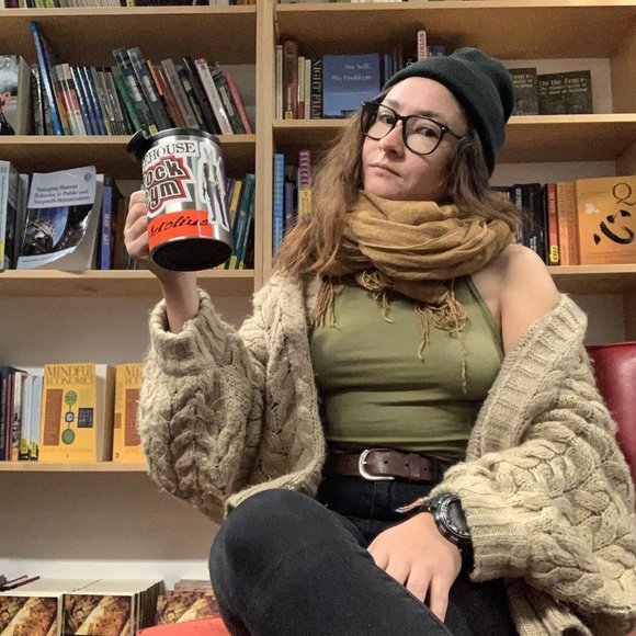 Meet your posher - Picture 4 of 7